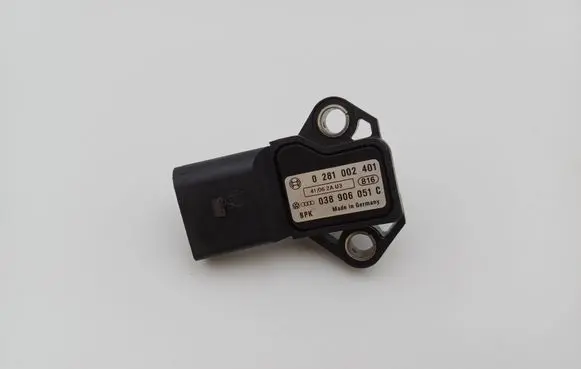 Audi A4 S4 B5 8D Air pressure sensor 038906051C 0281002401