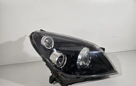 Opel Astra H Headlight/headlamp 16732553984357