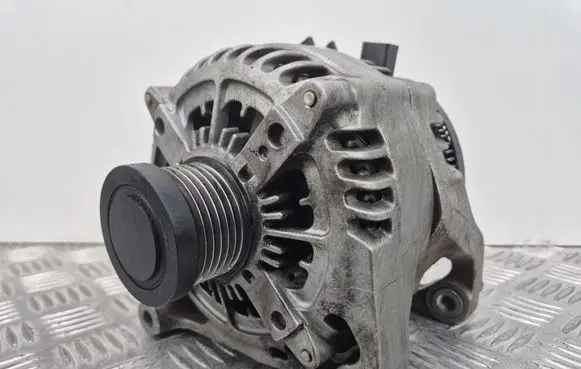 BMW 3 F30 F35 F31 Generator/alternator 7605061