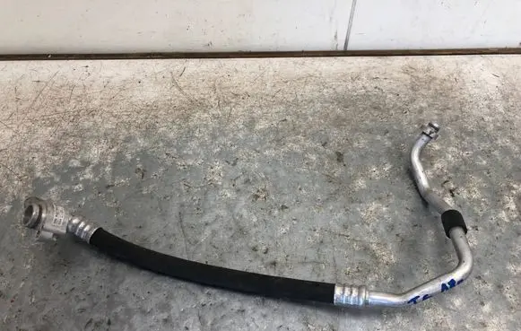 Volkswagen Multivan T6 Air conditioning (A/C) pipe/hose 7E0816744D