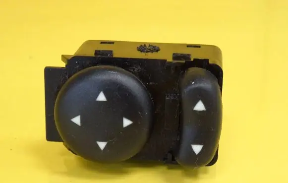 Fiat Bravo - Brava Wing mirror switch A223