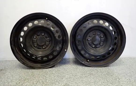 Suzuki SX4 S-Cross R15 steel rim 