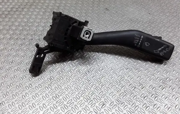 Volkswagen Caddy Wiper control stalk 1K0953519H