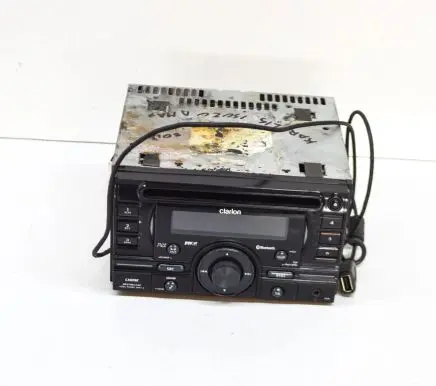 Isuzu D-Max Radio/CD/DVD/GPS head unit