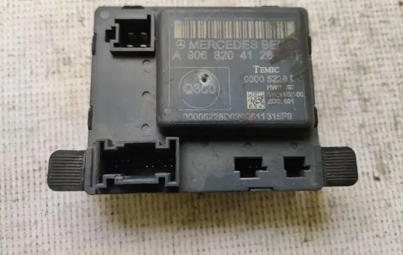 Volkswagen Crafter Door control unit/module A9068204126 00005228
