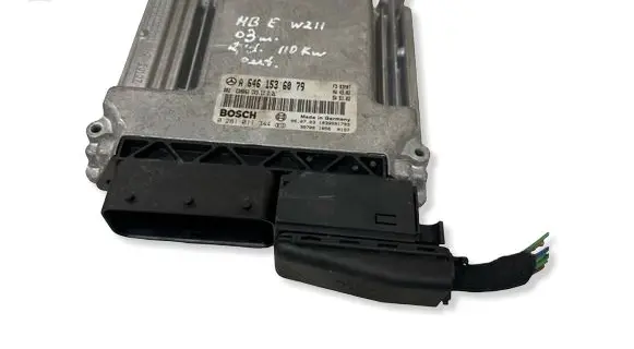 Mercedes-Benz E W211 Engine control unit/module A6461536079 1039S01793 0281011344