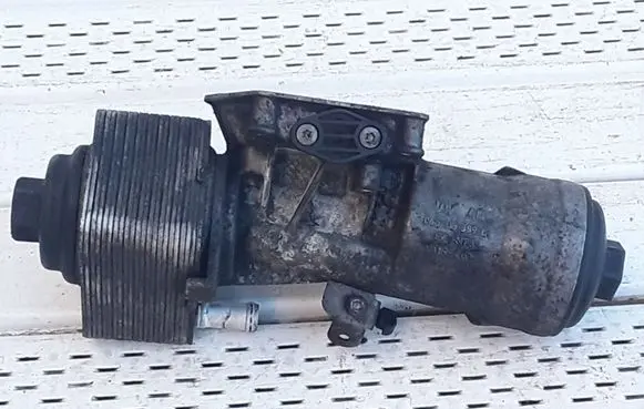 Seat Altea Oil filter mounting bracket 045115389G