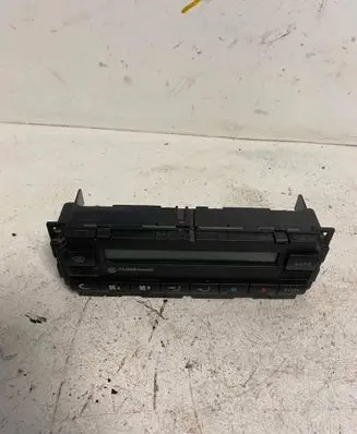 Volkswagen Golf IV Climate control unit CLIMATRONIC