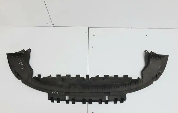 Front bumper skid plate/under tray