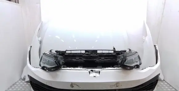 Volkswagen Golf VIII Front piece kit 