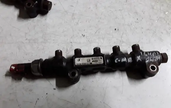 Ford Focus C-MAX Fuel main line pipe 9654592680