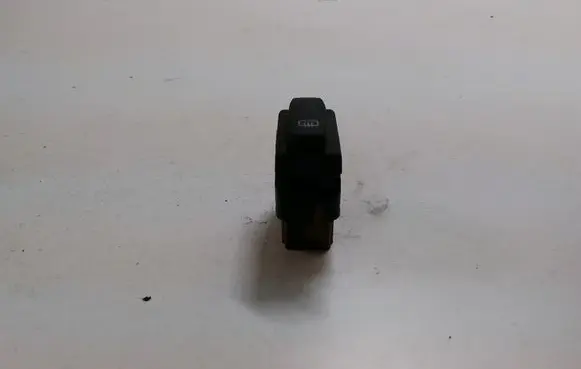 Renault Trafic II (X83) Windscreen/window heater switch 313155A