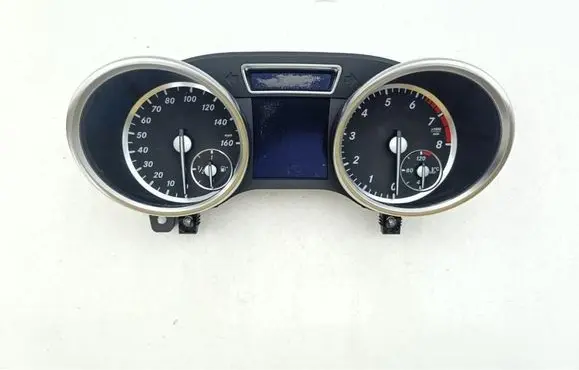 Mercedes-Benz GL X166 Speedometer (instrument cluster) A1669003106