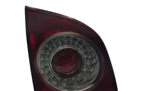 Tailgate rear/tail lights