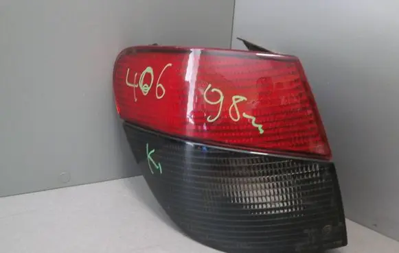 Peugeot 406 Rear/tail lights 45502