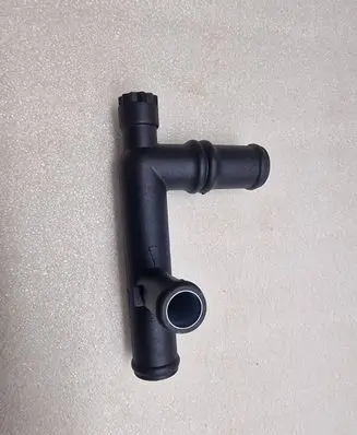 Audi A8 S8 D2 4D Engine coolant pipe/hose 4D0819163