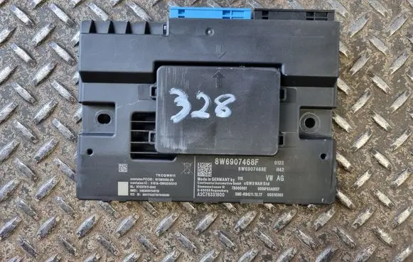 Audi Q5 SQ5 Gateway control module 8W6907468F