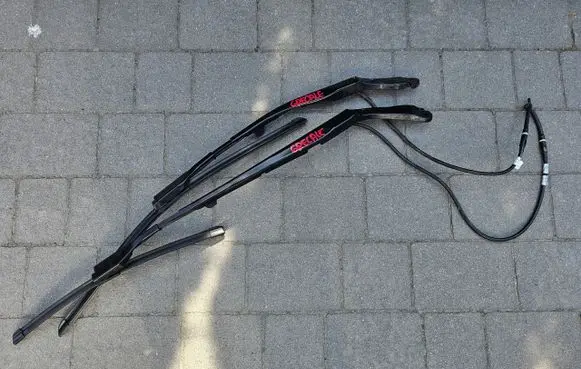 Maserati Ghibli Front wiper blade arm