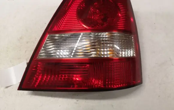 KIA Sorento Rear/tail lights 924023E0