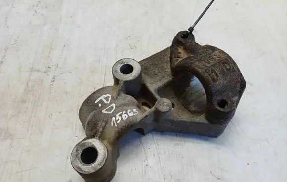 Peugeot 607 Sway bar bush bracket, front 