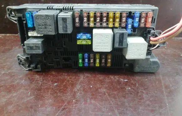 Mercedes-Benz E W211 Comfort/convenience module 2115454301 211545430103