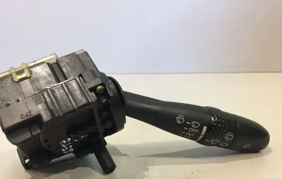 Hyundai Getz Wiper control stalk 32933A