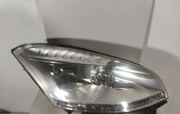 Citroen C4 I Picasso Headlight/headlamp 9673099580