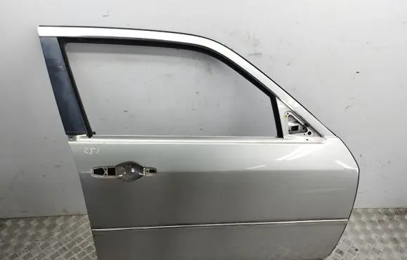 Chrysler 300 - 300C Front door
