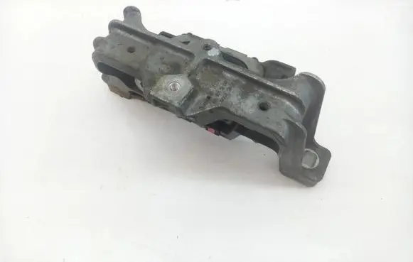 Mercedes-Benz B W246 W242 Engine mount vacuum valve A2462401617