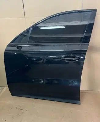 Porsche Cayenne (9Y0 9Y3) Front door D691