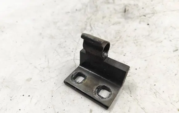 BMW X5 E53 Front door lower hinge 415182651559