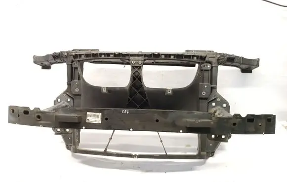 BMW 1 E81 E87 Radiator support slam panel 716658414 1857513007 5164719374802