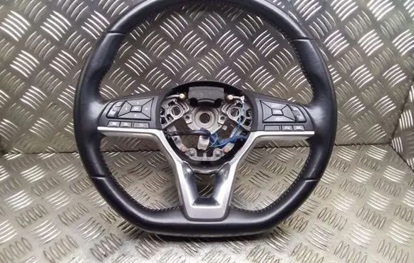 Nissan Qashqai Steering wheel 34257522B 34246568A 34231443B
