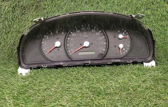 KIA Sorento Speedometer (instrument cluster) 940013E500