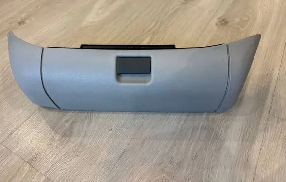 Mercedes-Benz E W211 Front door seat control surround trim A2119190173 2119190173