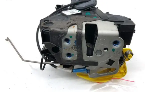 Ford Ecosport Front door lock GN15A219A65DC