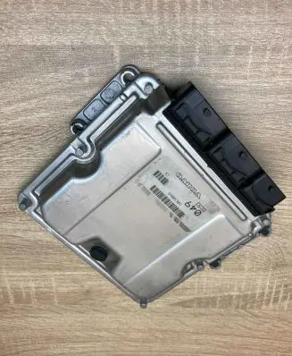 Volvo S40, V40 Engine control unit/module ECU 8200065994 0281010440