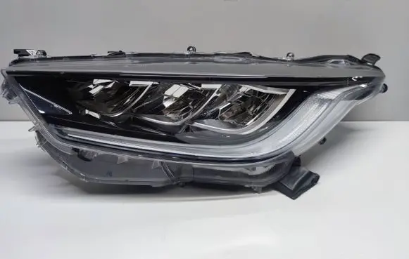 Toyota Yaris XP210 Headlight/headlamp