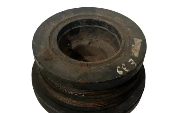BMW 5 E39 Crankshaft pulley 2247890