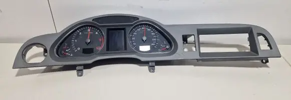 Audi A6 S6 C6 4F Speedometer (instrument cluster) 4F0920900N 5550007301