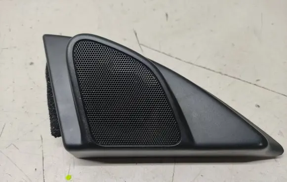 Volvo XC60 Front door high frequency speaker 30761586