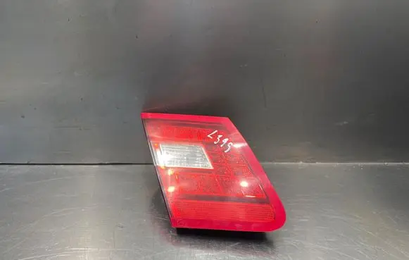 Mercedes-Benz E W212 Tailgate rear/tail lights A2129060158 483521 778001