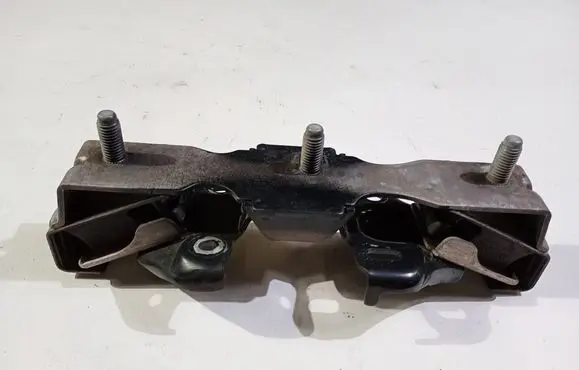 Jeep Wrangler Gearbox mounting bracket P68412218AB