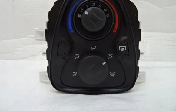 Toyota Aygo AB40 Climate control unit 55900-YV020