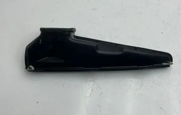 Mercedes-Benz S W126 Cabin air duct channel 1268300219