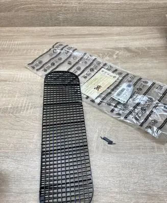 Skoda Felicia I Front bumper lower grill 6U0819071