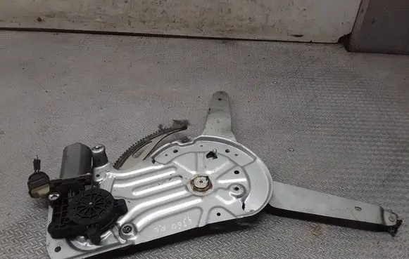Volvo V70 Front door window regulator with motor 