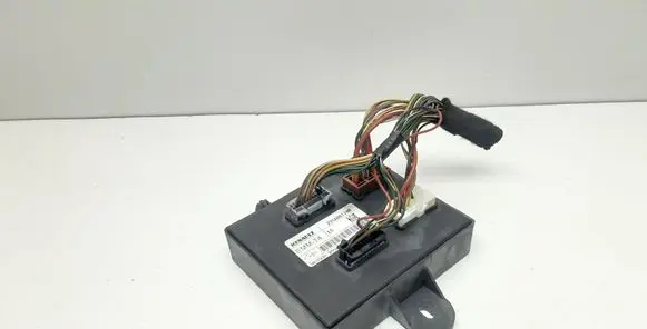 Renault Captur Central body control module 231A00174R EMMT4