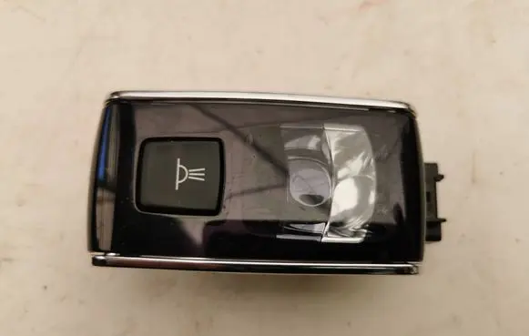 Peugeot 508 Rear seat light EMVR3864X 122296 8957450