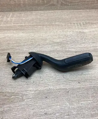 Volkswagen PASSAT B6 Cruise control stalk 54658